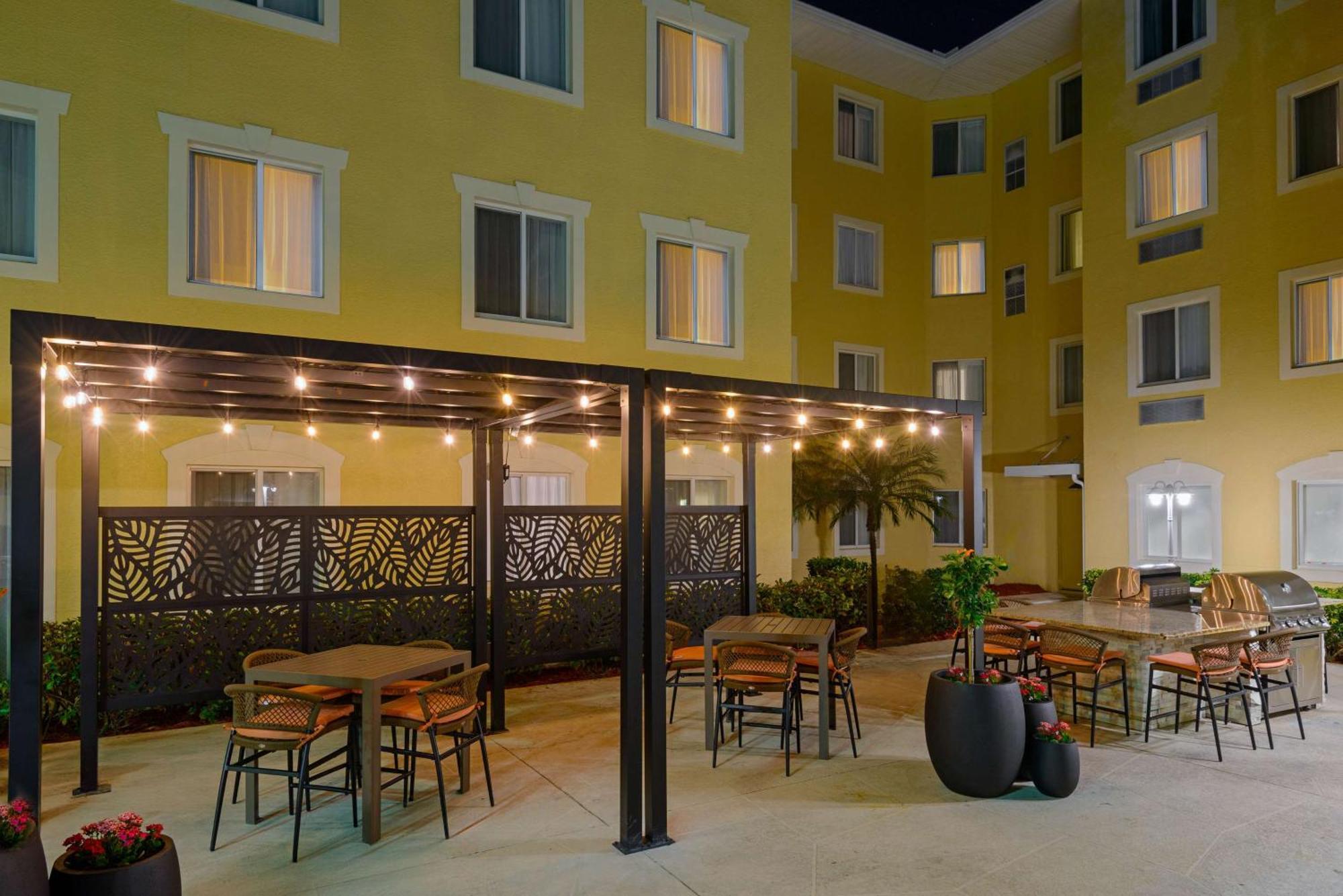 Homewood Suites By Hilton Bonita Springs, Fl Luaran gambar